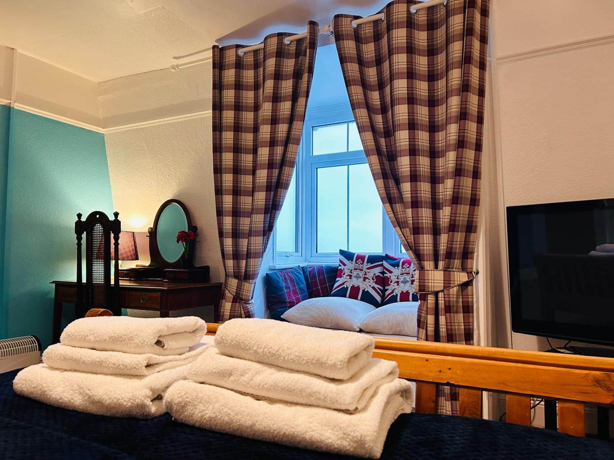 Clarence Quarters Self-Catering Guest House Portsmouth Zimmer foto